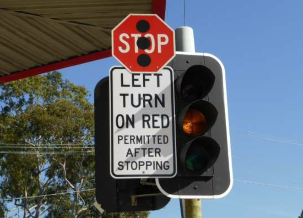 Red light turn permit should not be supported - express assessment