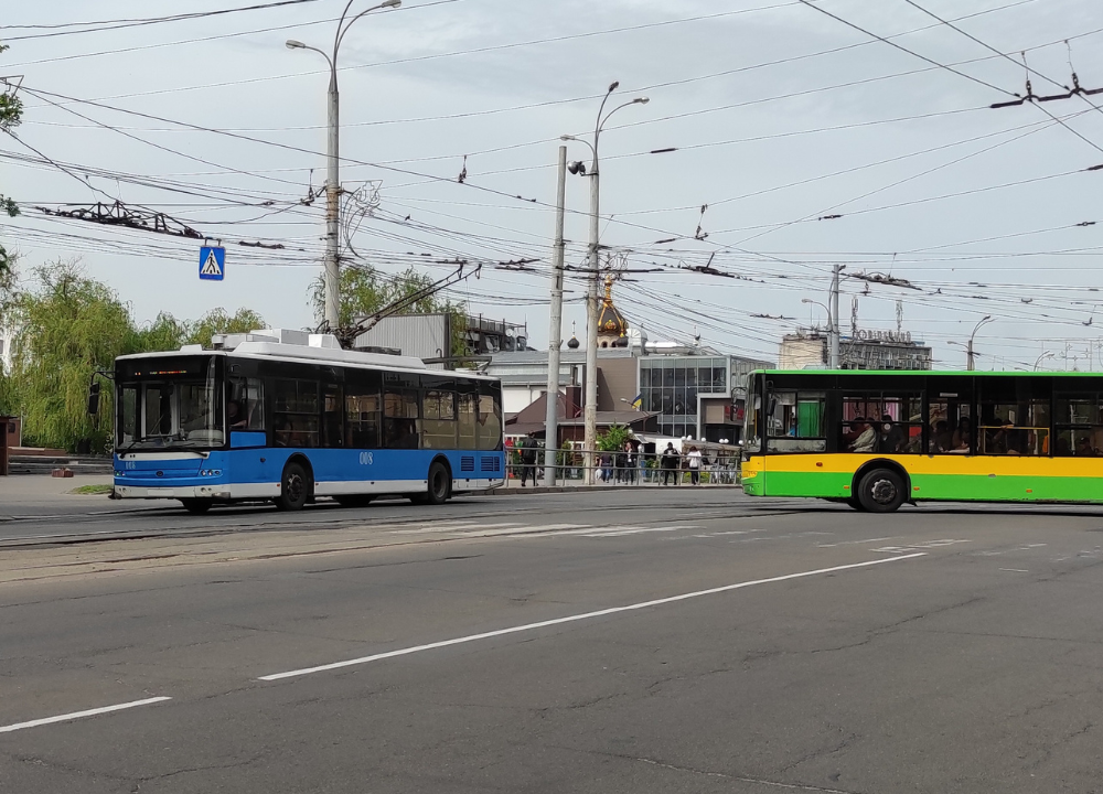 Public Transport and Urban Mobility in the National Transport Strategy of Ukraine (2025)